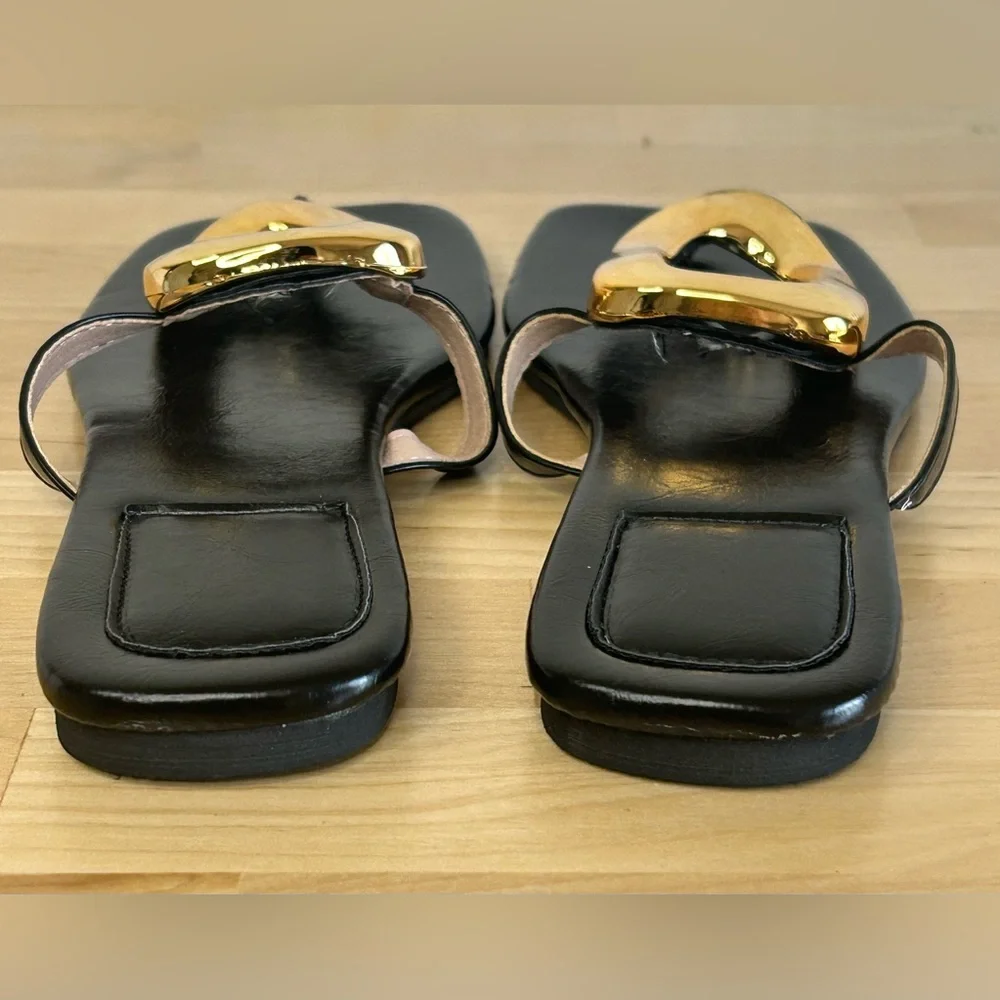 Gold Hardware Square Toe Thong Sandals Black Slides Women’s Size 7